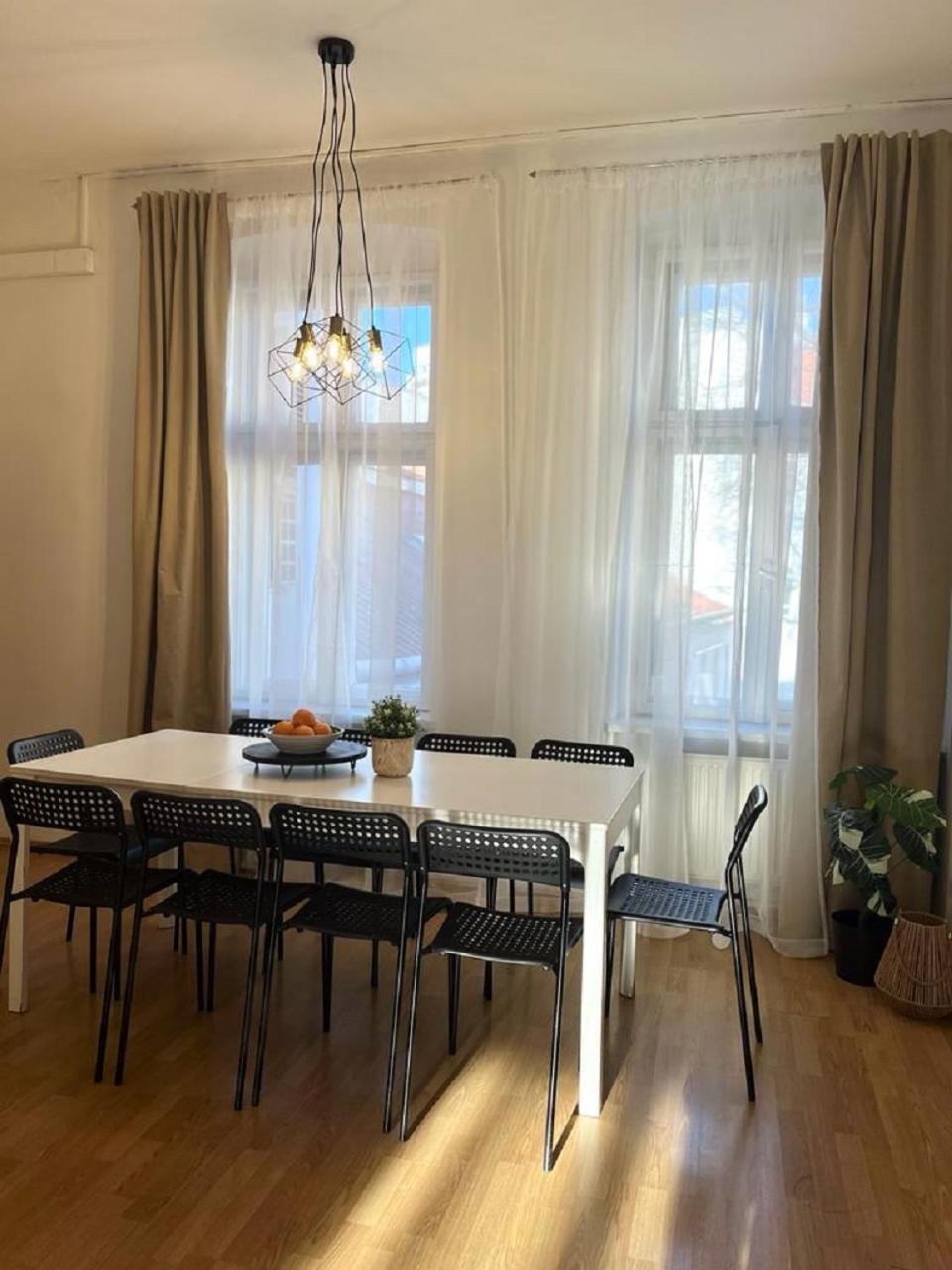Apartment Olivia - Old Town Bratislava Exterior photo